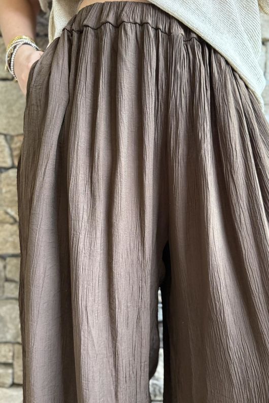 Cyril Crinkelle Wide Leg Pant Chocolate